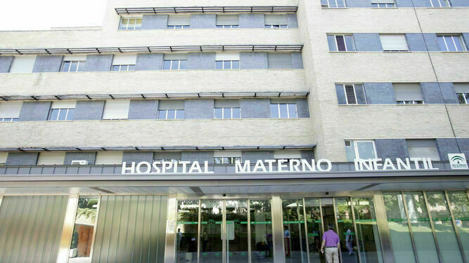 Fachada del Hospital Materno Infantil de Granada