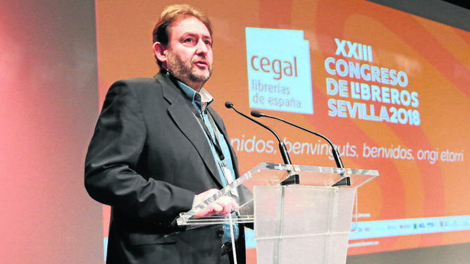 Javier López en un encuentro de CEGAL.