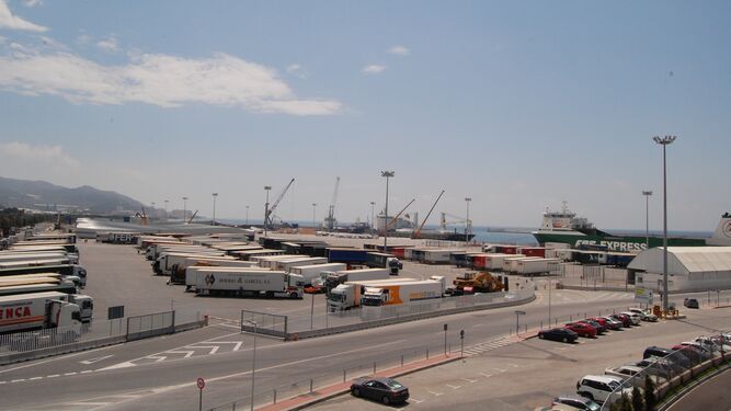 El Puerto de Motril es referencia nacional en sostenibilidad según su presidente.