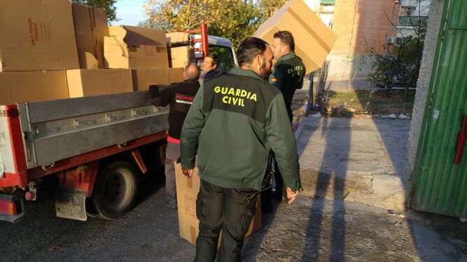 La Guardia Civil pilla en Pinos Puente al 'ladrón de los camiones'