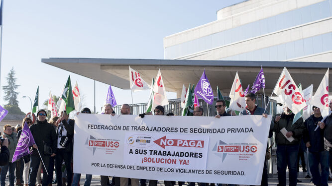 La Diputación de Granada anuncia que pagará las nóminas de los empleados de seguridad privada