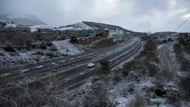 Imágenes de las carreteras cortadas en Granada por la borrasca Gloria