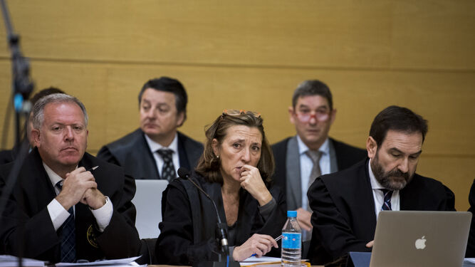 La primera sesión del juicio por el caso Serrallo, en imágenes