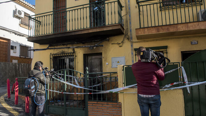 Máxima tensión en Pinos Puente (Granada): queman las casas del detenido por matar a otro vecino con una escopeta