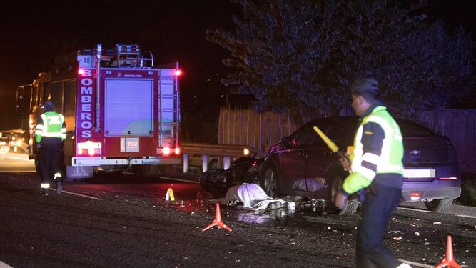 Un motorista, víctima mortal de un accidente de tráfico en la Costa de Granada.