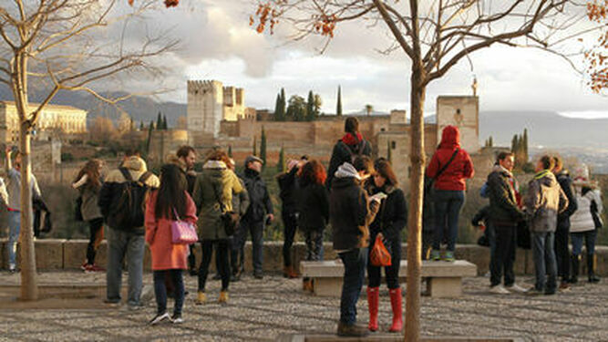 Estas son las actividades gratuitas para el sábado en Granada con motivo del Día del Guía Turístico