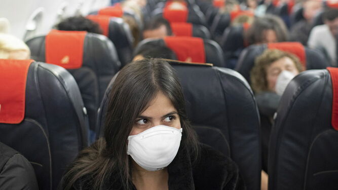 Trenes, autobuses y aviones, puntos sensibles para evitar contagios.