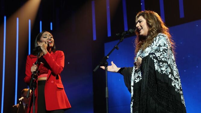 Nia y Estrella Morente durante su actuación en la gala 6 de OT 2020.