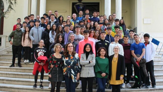 Cuatro científicas comparten su excelencia con alumnos de la provincia de Granada