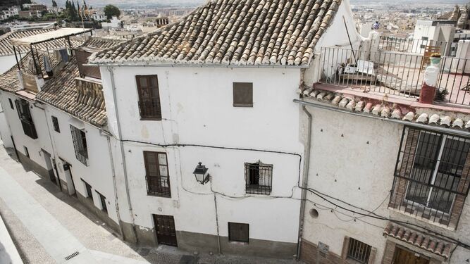 La Junta elimina la autorización de Patrimonio para reformar una casa en Granada en el centro histórico