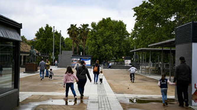 Primera multa a un padre en Granada por una salida a la calle con niños