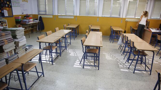 La Junta reanudará el proceso presencial de escolarización en Granada el 18 de mayo