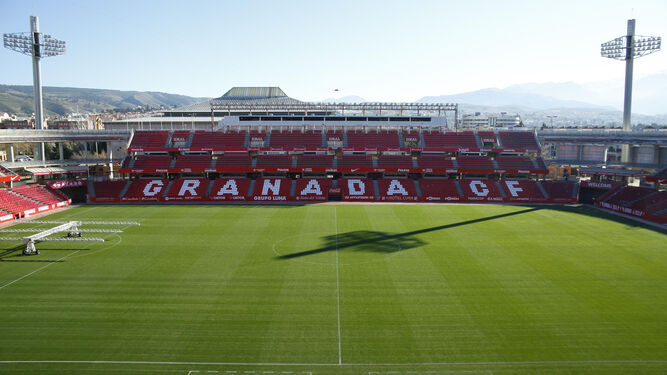 Han tenido que pasar 25 años para que Los Cármenes tenga en sus gradas el nombre del Granada CF.