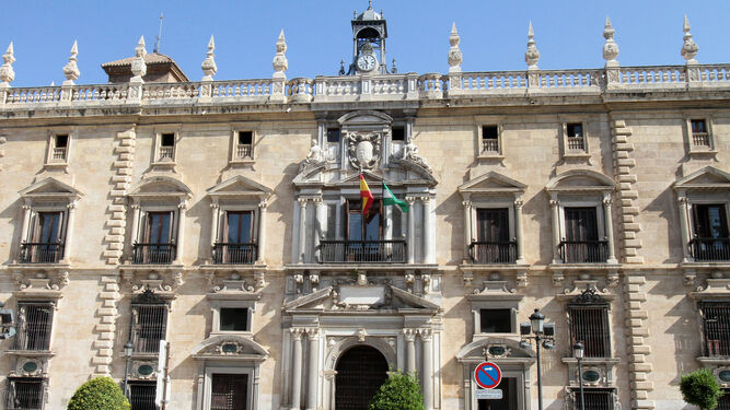 La Fiscalía pide tres años de cárcel para un promotor que no acabó unas casas en Ítrabo (Granada)