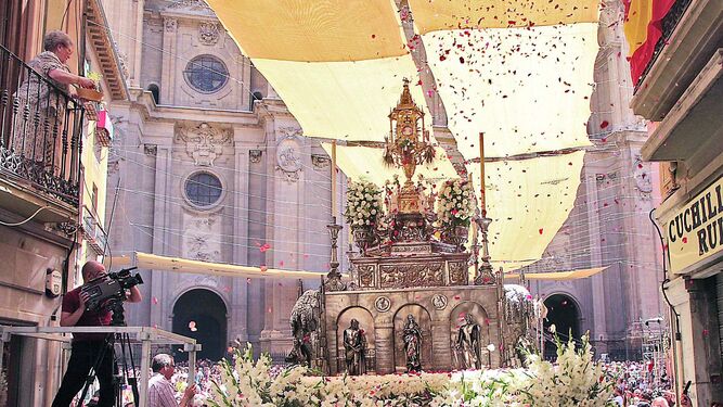 Granada cambia el festivo del Corpus por el 15 de septiembre