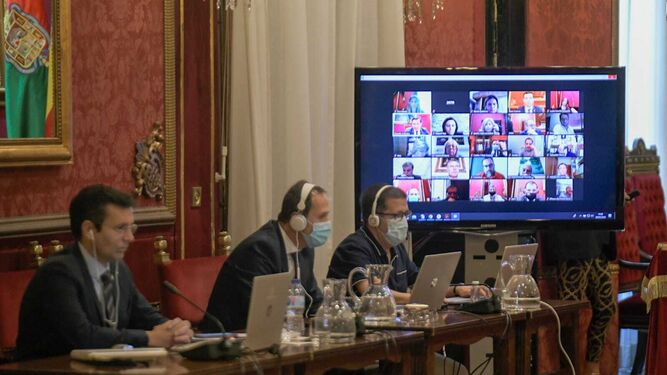 Problemas informáticos obligan a suspender el pleno del Ayuntamiento de Granada