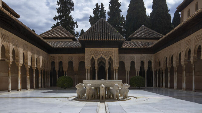 La Alhambra vacía, en una imagen durante el estado de alarma.