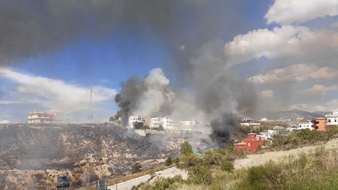 Los vecinos de la Zubia afectados por el incendio critican la inacción del Ayuntamiento en materia de prevención