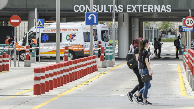Hay dos personas más hospitalizadas en Granada en las últimas 25 horas
