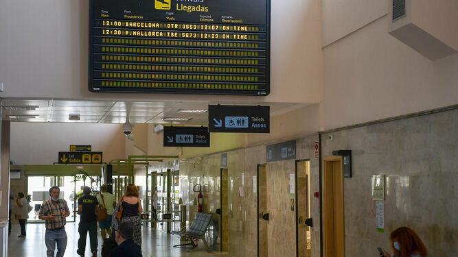 Easy Jet  se replantea los vuelos internacionales desde el aeropuerto de Granada