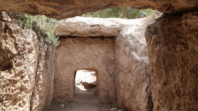 Uno de los 240 dólmenes del Parque Megalítico de Gorafe