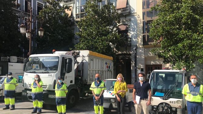 Granada refuerza el servicio de limpieza ante el incremento de las conductas incívicas