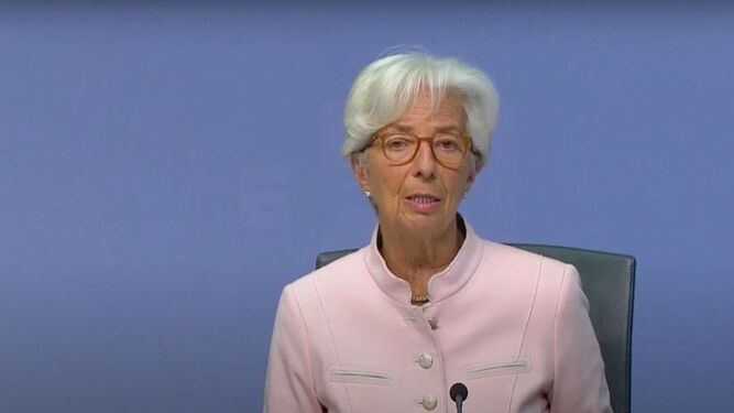 Captura del vídeo de la rueda de prensa de Christine Lagarde, ayer en Fráncfort, tras el Consejo de Gobierno del BCE.
