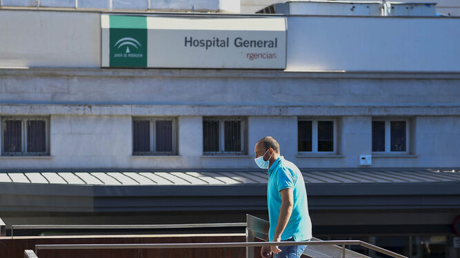Granada alcanza los cien hospitalizados por coronavirus y suma otros dos fallecimientos