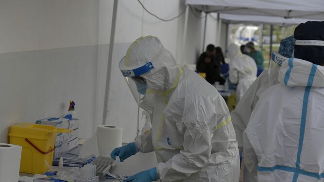 Fotos: as&iacute; est&aacute;n siendo los cribados masivos de coronavirus en la provincia de Granada
