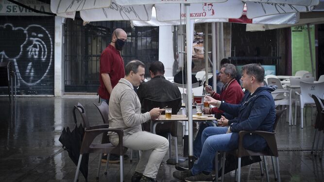 La terraza de un bar de Sevilla.