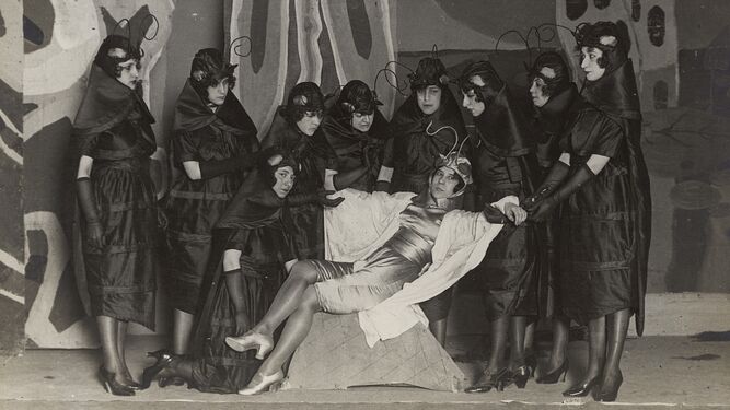 Fotografía del estreno de 'El maleficio de la mariposa' de Lorca en 1920