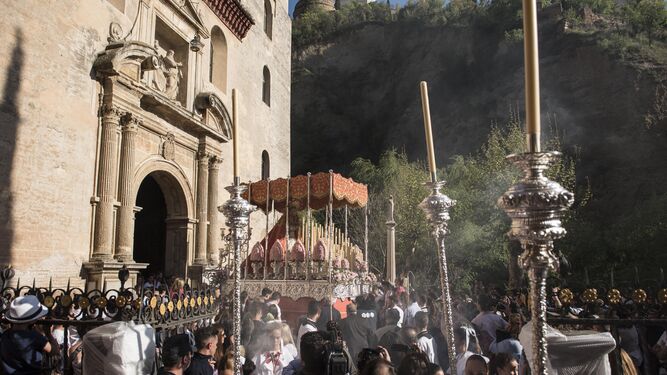 Una dolorosa presidirá el vía crucis de las cofradías de Granada