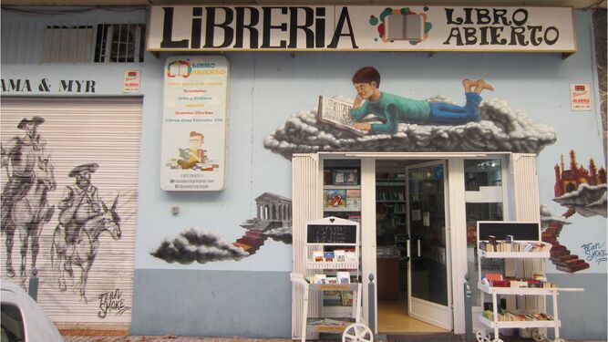 Librería de barrio en Granada