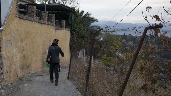 Fotos de San Miguel Alto, el barrio de Granada que pende de un hilo