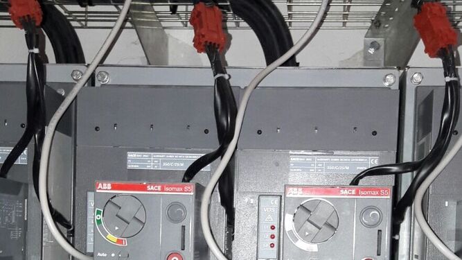 Endesa estrena en la zona Norte de Granada un sistema de interruptores para reparar antes los cortes de luz