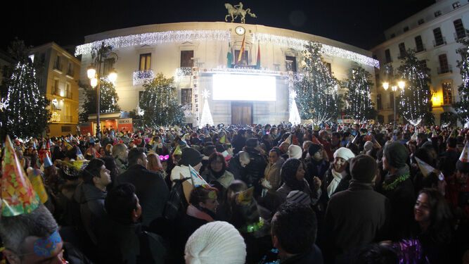 Granada tendrá restricciones en Navidad por el coronavirus y se despide de las fiestas y cotillones
