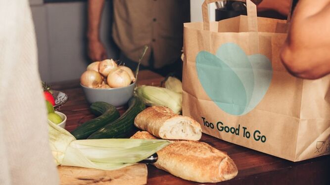 Así funciona Too good to go, la app que evita el desperdicio de alimentos a la que Carrefour se acaba de unir
