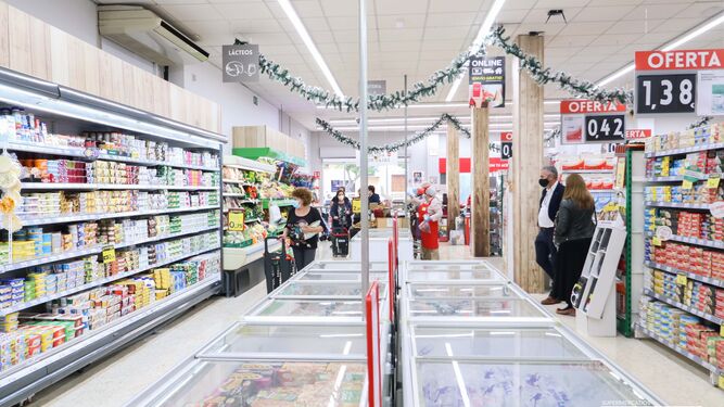 Supermercados El Jamón cuenta con una amplia oferta de productos.