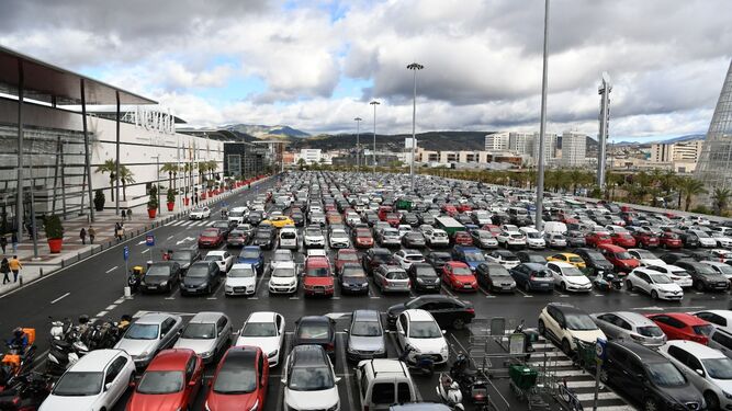 As&iacute; ha sido la primera ma&ntilde;ana de los centros comerciales de Granada con la nueva movilidad