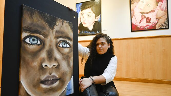 Coral Cañizares, con sólo 16 años, expone en el Centro Artístico