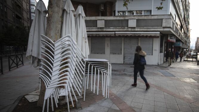 Fotos: Granada vuelve a cerrar los bares por las noches ante el avance del coronavirus