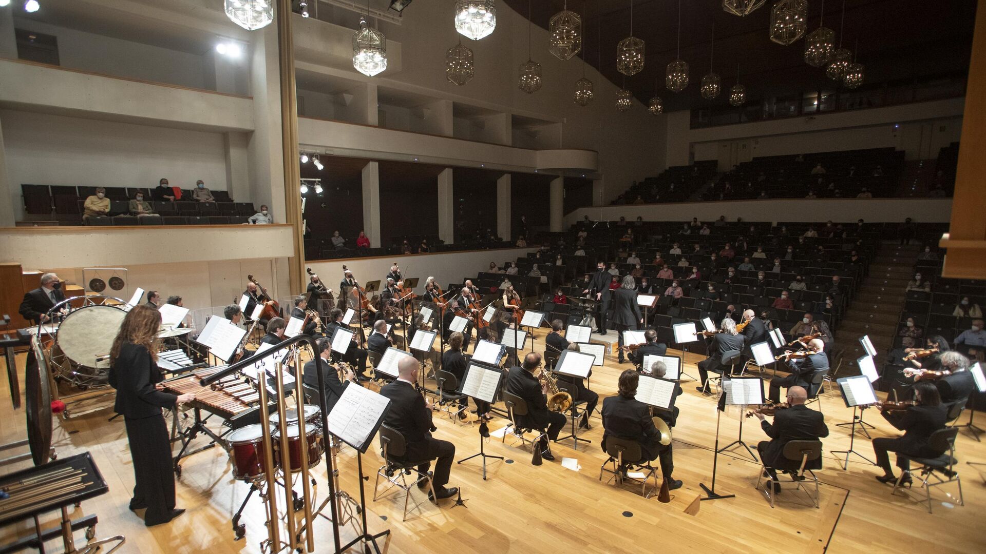 Fotos: concierto de la Orquesta Ciudad de Granada sobre poemas de Rafael Guill&eacute;n