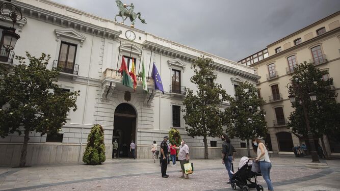 El Ayuntamiento de Granada sigue esperando plasmar unos presupuestos