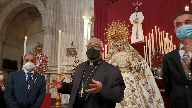 El arzobispo de Granada: "Habrá tiempo de celebrar la Semana Santa que no hemos podido celebrar este año"