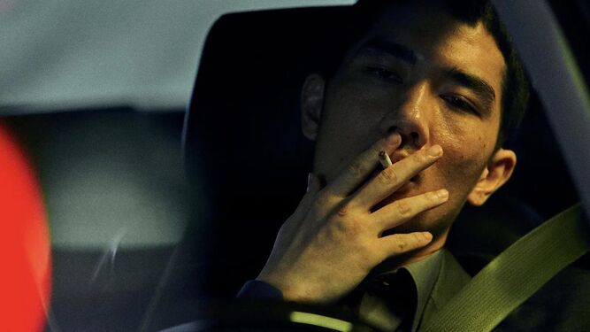 Cha Seung-won, atrapado entre dos clanes mafiosos en 'Noche en el paraíso'.