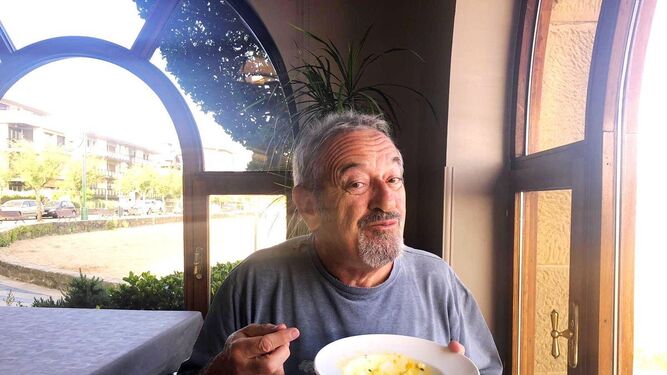 Karlos Arguiñano en su restaurante en una imagen compartida en las redes