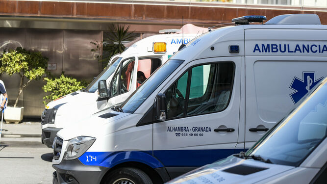 Hospitalizado en Granada un ciclista tras sufrir una caída en Cumbres Verdes.