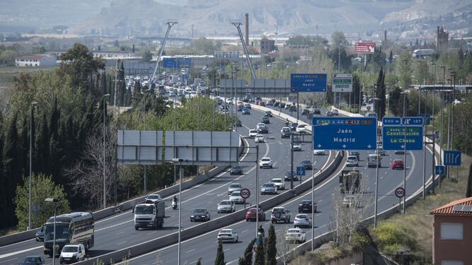Imagen de archivo de la autovía a su paso por Granada capital.