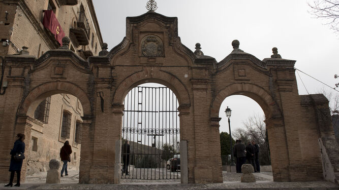 Patrimonio autoriza la restauración de las portadas de la Abadía del Sacromonte de Granada