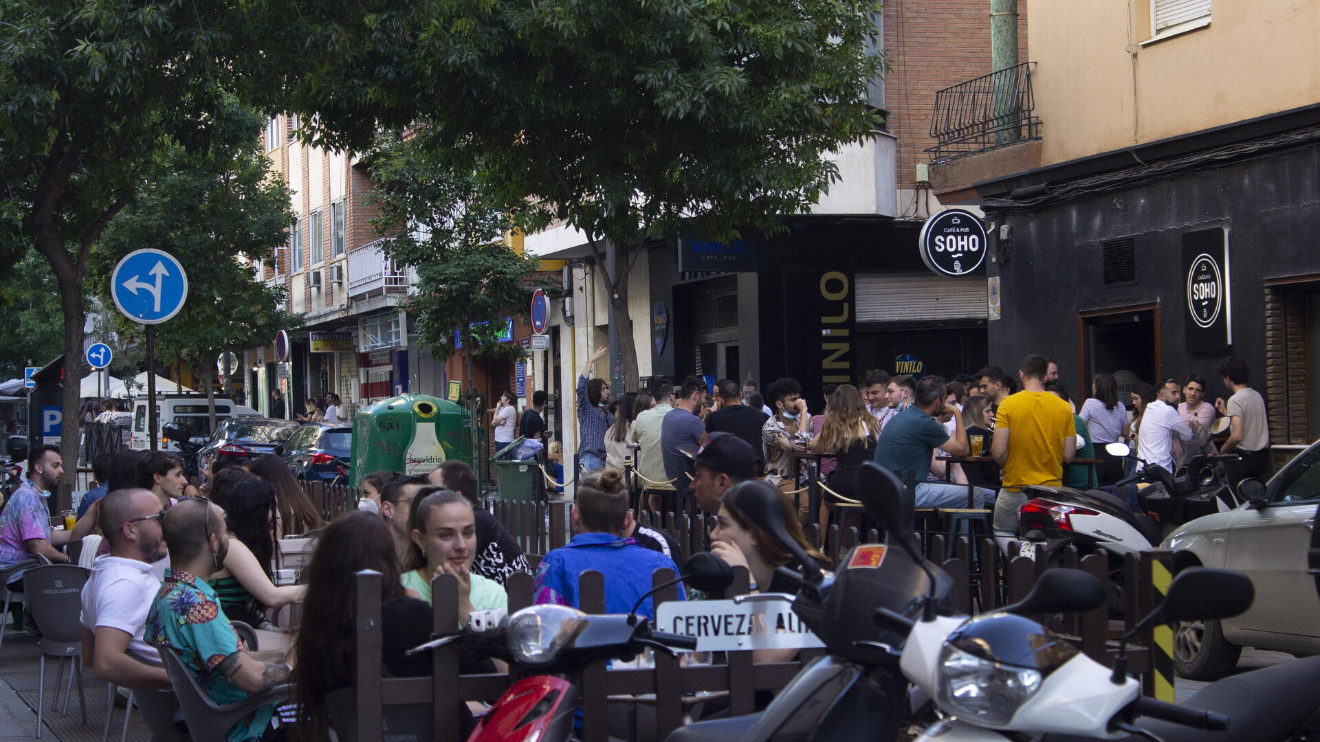 Fotos: ambiente de Granada en sus calles este s&aacute;bado
